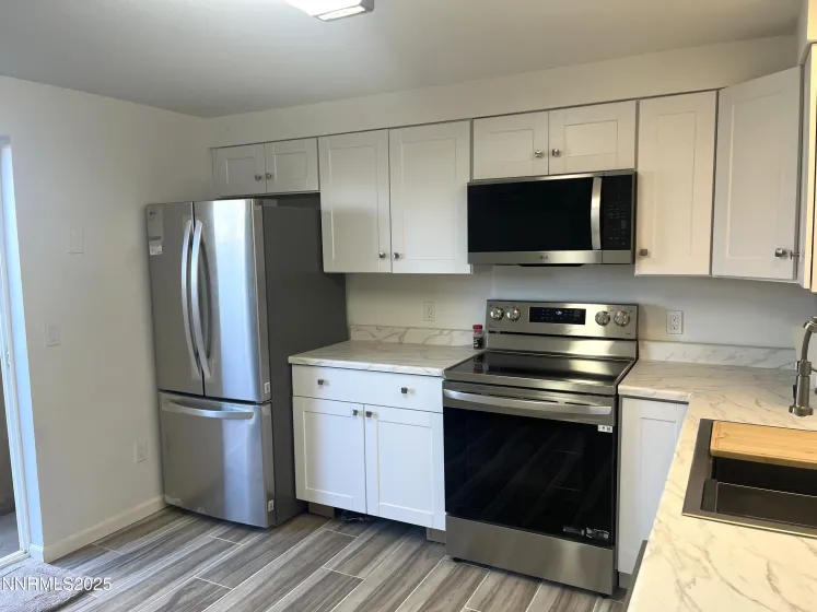 1265 Redwood, Gardnerville, Nevada 89460, 2 Bedrooms Bedrooms, ,2 BathroomsBathrooms,Residential,Residential,Redwood,250058969