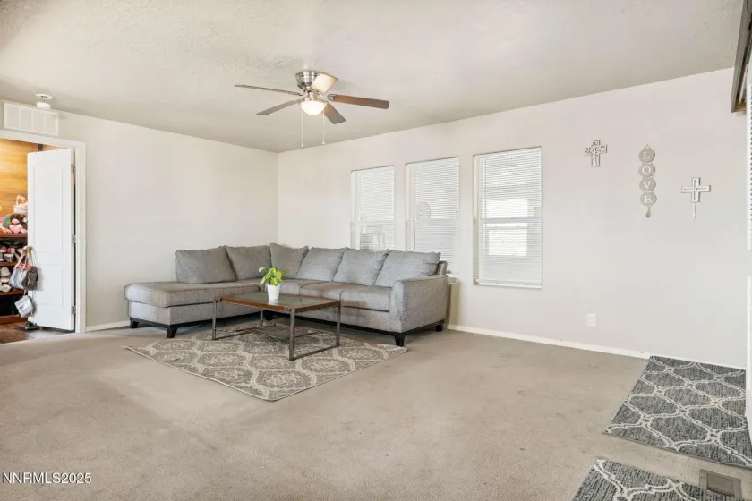 310 Grosh, Dayton, Nevada 89403, 4 Bedrooms Bedrooms, ,2 BathroomsBathrooms,Residential,Residential,Grosh,250058970