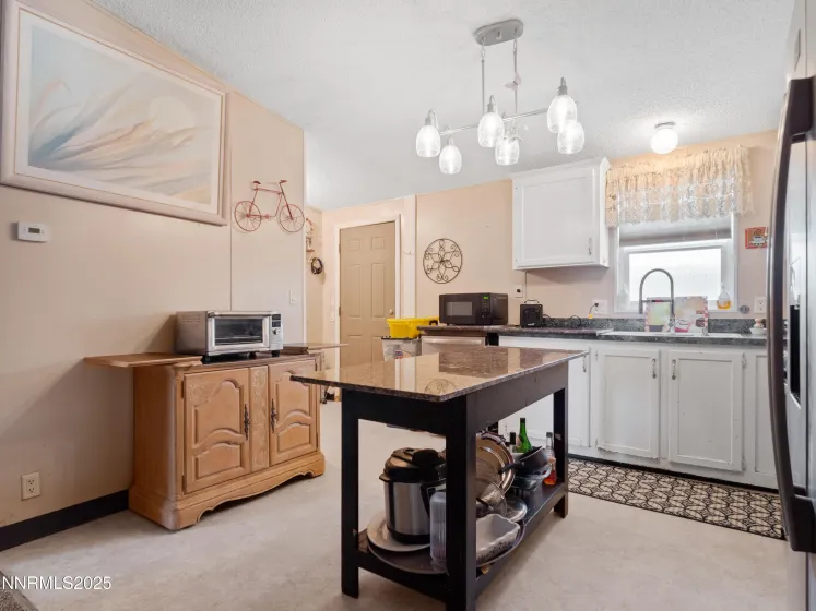 6 Agate Circle, Yerington, Nevada 89447, 3 Bedrooms Bedrooms, ,2 BathroomsBathrooms,Residential,Residential,Agate Circle,250058979