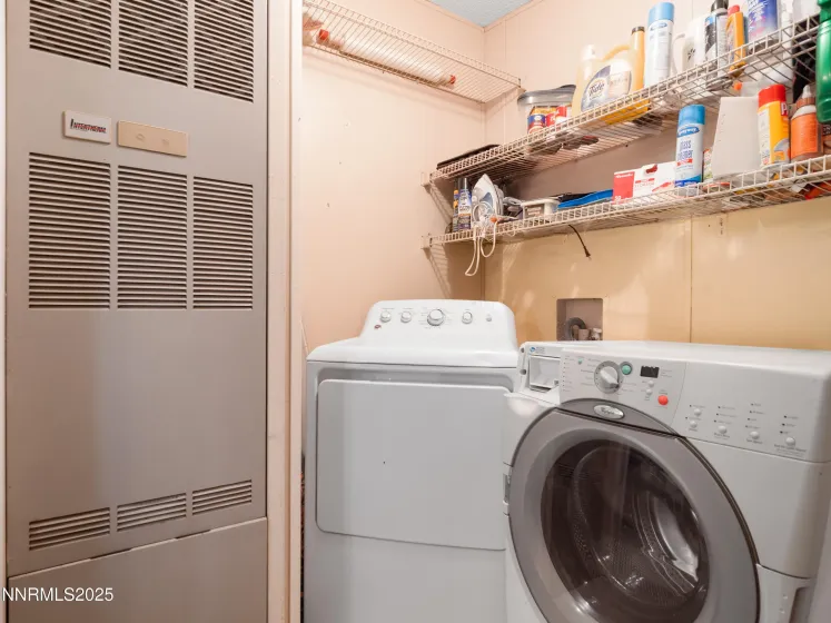 6 Agate Circle, Yerington, Nevada 89447, 3 Bedrooms Bedrooms, ,2 BathroomsBathrooms,Residential,Residential,Agate Circle,250058979