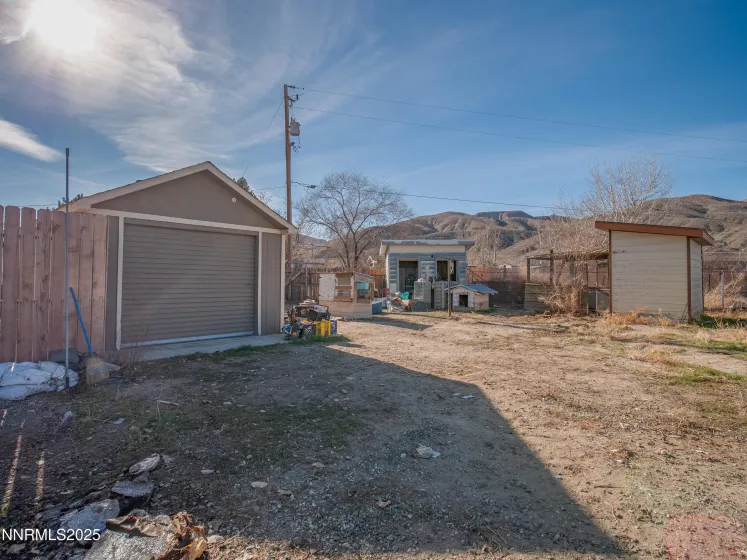 6 Agate Circle, Yerington, Nevada 89447, 3 Bedrooms Bedrooms, ,2 BathroomsBathrooms,Residential,Residential,Agate Circle,250058979
