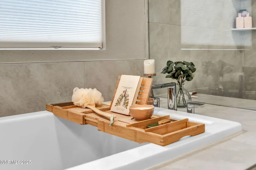 698 Sage Grouse, Gardnerville, Nevada 89460, 3 Bedrooms Bedrooms, ,3 BathroomsBathrooms,Residential,Residential,Sage Grouse,250057171