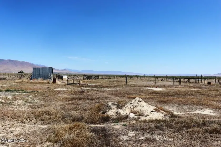 4050 Flintlock, Winnemucca, Nevada 89445, 3 Bedrooms Bedrooms, ,2 BathroomsBathrooms,Residential,Residential,Flintlock,250051089