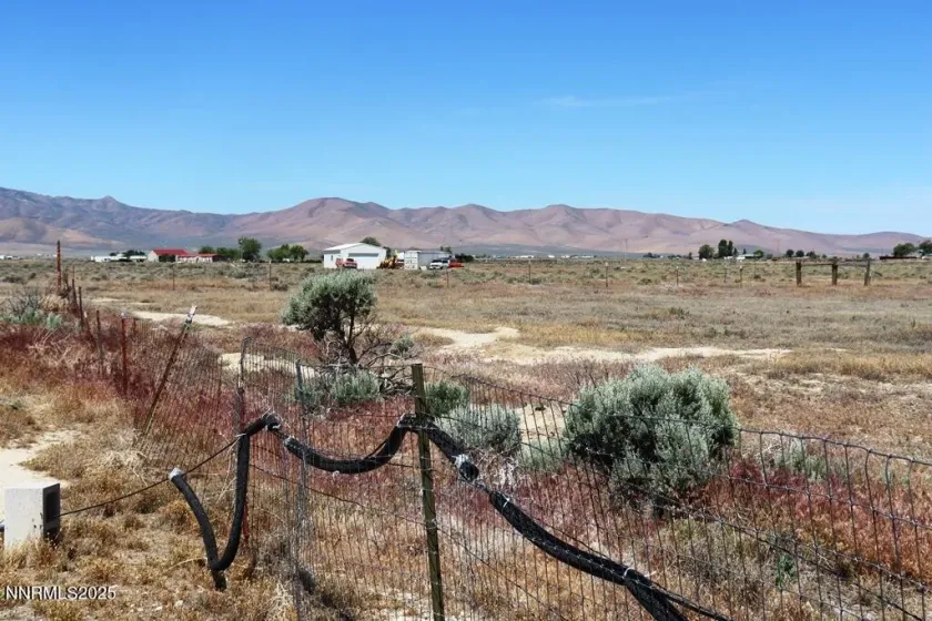 4050 Flintlock, Winnemucca, Nevada 89445, 3 Bedrooms Bedrooms, ,2 BathroomsBathrooms,Residential,Residential,Flintlock,250051089