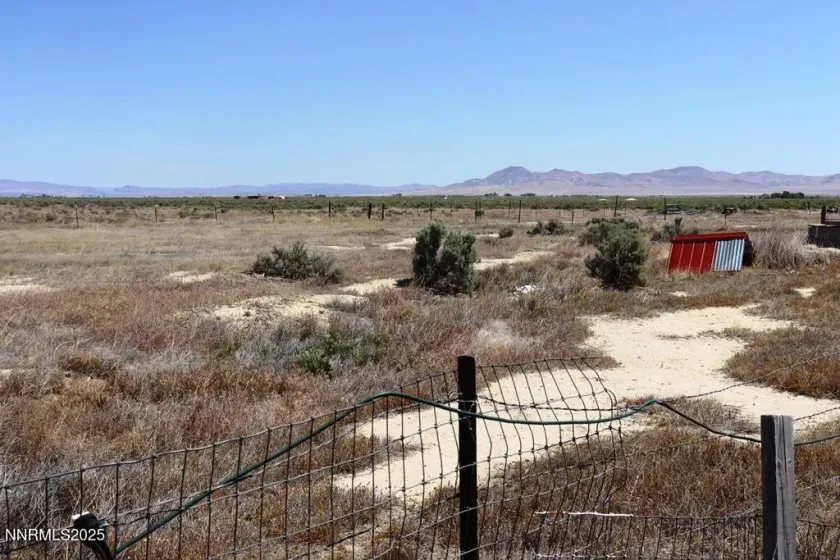 4050 Flintlock, Winnemucca, Nevada 89445, 3 Bedrooms Bedrooms, ,2 BathroomsBathrooms,Residential,Residential,Flintlock,250051089