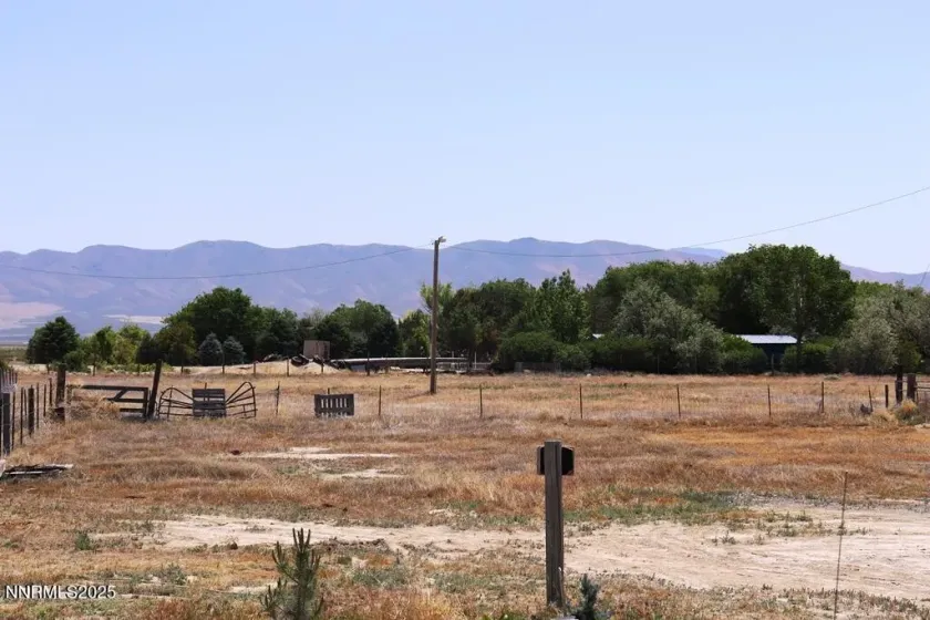 4050 Flintlock, Winnemucca, Nevada 89445, 3 Bedrooms Bedrooms, ,2 BathroomsBathrooms,Residential,Residential,Flintlock,250051089