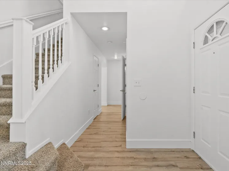 8040 Monterey Shores, Reno, Nevada 89506, 4 Bedrooms Bedrooms, ,3 BathroomsBathrooms,Residential Lease,Manufactured,Monterey Shores,250058986