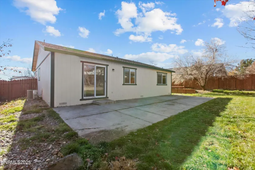 7067 Beethoven, Sun Valley, Nevada 89433, 3 Bedrooms Bedrooms, ,2 BathroomsBathrooms,Residential,Residential,Beethoven,250058989