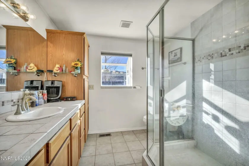 1347 Antelope Valley, Reno, Nevada 89506, 4 Bedrooms Bedrooms, ,3 BathroomsBathrooms,Residential,Residential,Antelope Valley,250058990