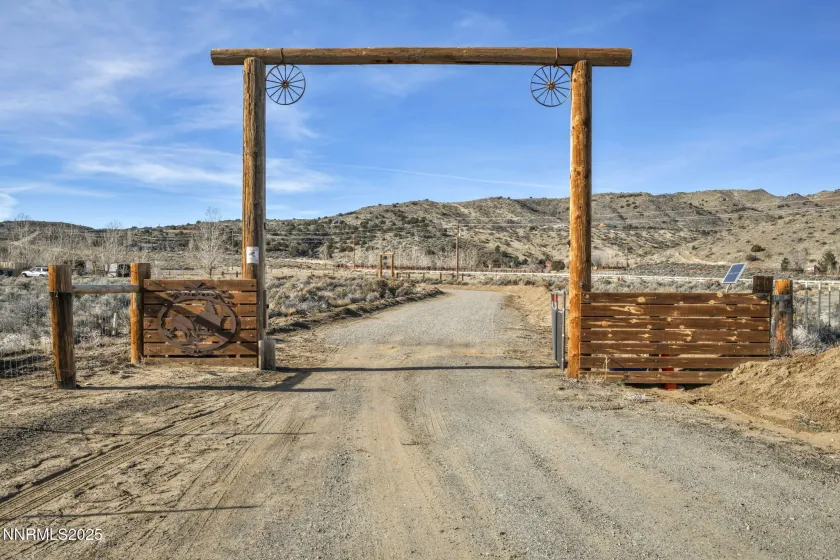 1347 Antelope Valley, Reno, Nevada 89506, 4 Bedrooms Bedrooms, ,3 BathroomsBathrooms,Residential,Residential,Antelope Valley,250058990