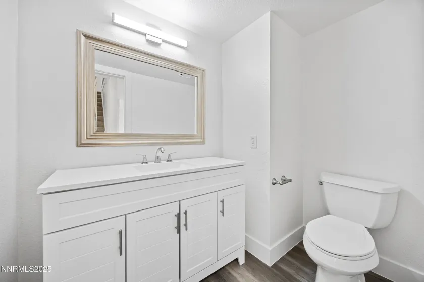 1290 Highgate, Sparks, Nevada 89434, 3 Bedrooms Bedrooms, ,3 BathroomsBathrooms,Residential,Residential,Highgate,250058991