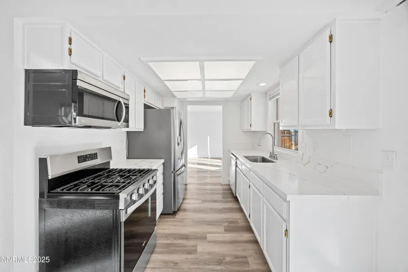 1290 Highgate, Sparks, Nevada 89434, 3 Bedrooms Bedrooms, ,3 BathroomsBathrooms,Residential,Residential,Highgate,250058991