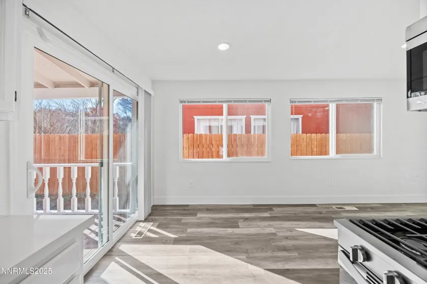 1290 Highgate, Sparks, Nevada 89434, 3 Bedrooms Bedrooms, ,3 BathroomsBathrooms,Residential,Residential,Highgate,250058991