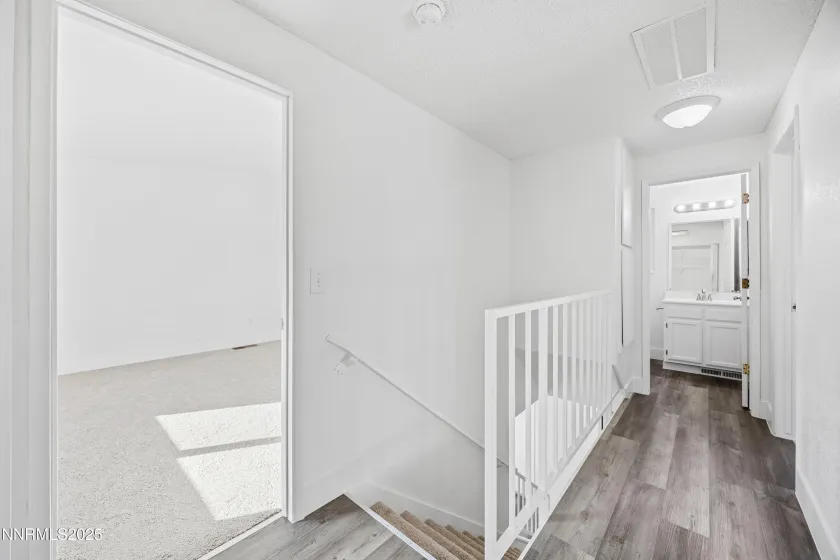 1290 Highgate, Sparks, Nevada 89434, 3 Bedrooms Bedrooms, ,3 BathroomsBathrooms,Residential,Residential,Highgate,250058991