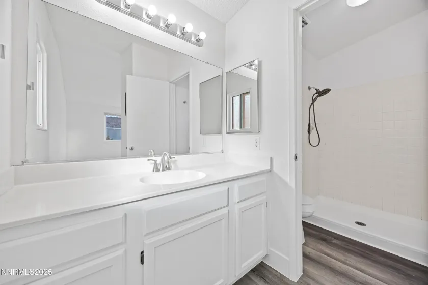 1290 Highgate, Sparks, Nevada 89434, 3 Bedrooms Bedrooms, ,3 BathroomsBathrooms,Residential,Residential,Highgate,250058991