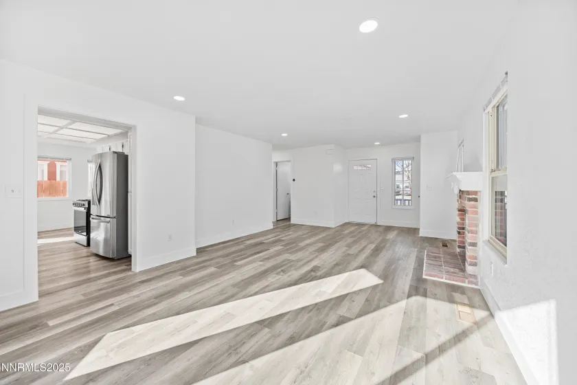 1290 Highgate, Sparks, Nevada 89434, 3 Bedrooms Bedrooms, ,3 BathroomsBathrooms,Residential,Residential,Highgate,250058991