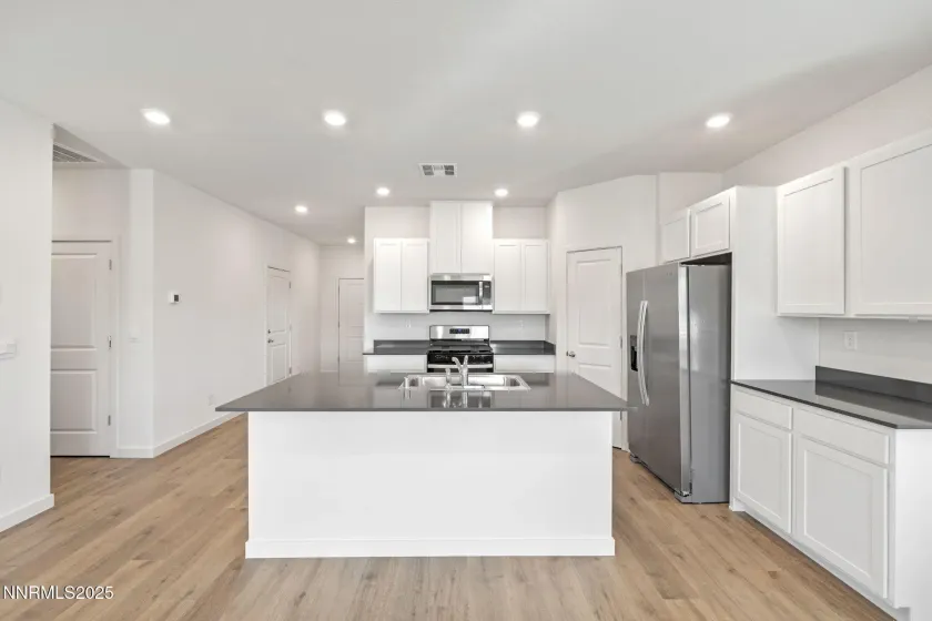 4547 Mifflin, Fernley, Nevada 89408, 3 Bedrooms Bedrooms, ,2 BathroomsBathrooms,Residential Lease,Manufactured,Mifflin,250058992