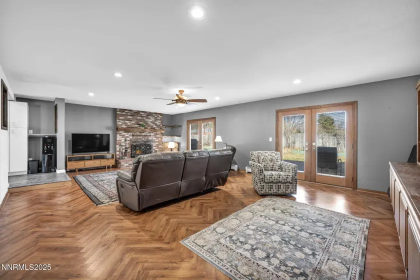 1216 Enterprize, Carson City, Nevada 89703, 3 Bedrooms Bedrooms, ,2 BathroomsBathrooms,Residential,Residential,Enterprize,250058993