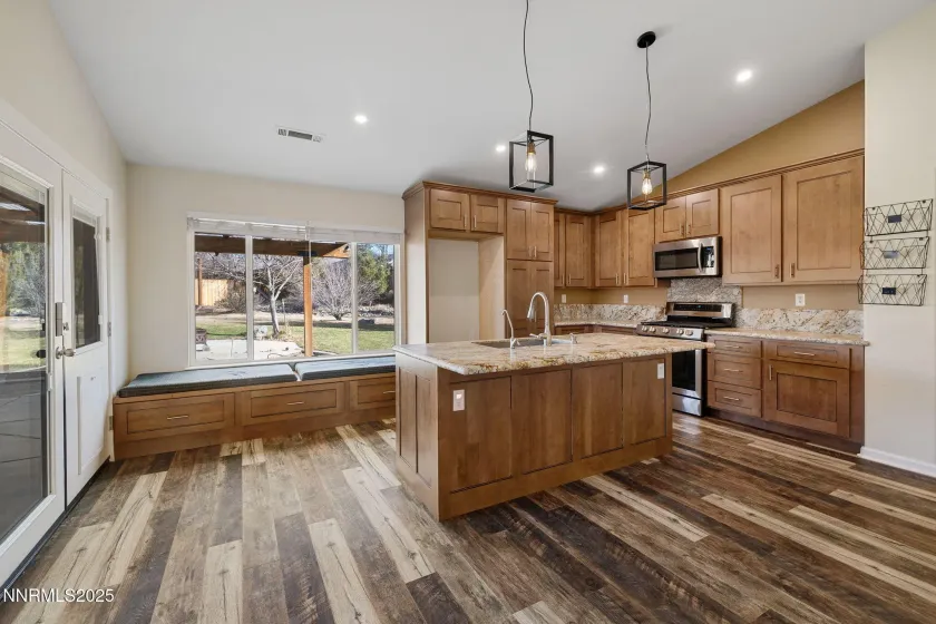 7842 Alcandre, Sparks, Nevada 89436, 3 Bedrooms Bedrooms, ,2 BathroomsBathrooms,Residential,Residential,Alcandre,250058994