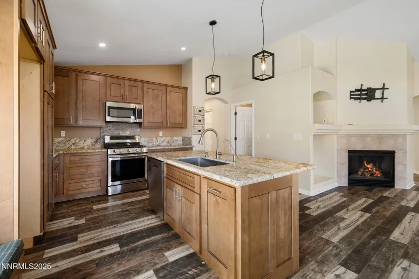 7842 Alcandre, Sparks, Nevada 89436, 3 Bedrooms Bedrooms, ,2 BathroomsBathrooms,Residential,Residential,Alcandre,250058994