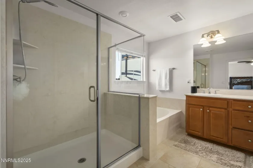 742 Mallard Crest, Sparks, Nevada 89441, 4 Bedrooms Bedrooms, ,2 BathroomsBathrooms,Residential,Residential,Mallard Crest,250058995