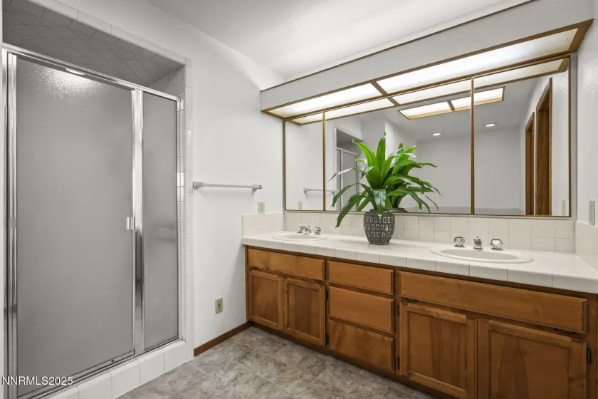 1443 Copper Point, Reno, Nevada 89519, 3 Bedrooms Bedrooms, ,2 BathroomsBathrooms,Residential,Residential,Copper Point,250058999