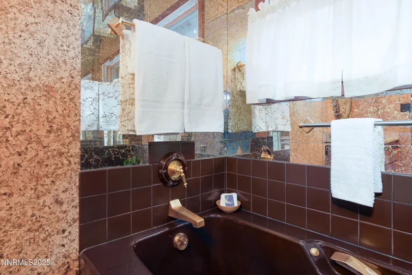 1307 4th, Carson City, Nevada 89703, 2 Bedrooms Bedrooms, ,2 BathroomsBathrooms,Residential,Residential,4th,250058997