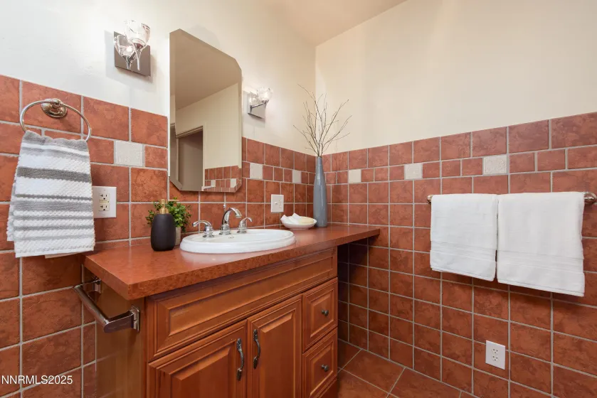 1307 4th, Carson City, Nevada 89703, 2 Bedrooms Bedrooms, ,2 BathroomsBathrooms,Residential,Residential,4th,250058997