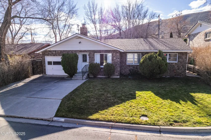 1307 4th, Carson City, Nevada 89703, 2 Bedrooms Bedrooms, ,2 BathroomsBathrooms,Residential,Residential,4th,250058997