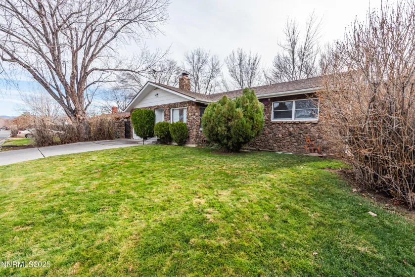 1307 4th, Carson City, Nevada 89703, 2 Bedrooms Bedrooms, ,2 BathroomsBathrooms,Residential,Residential,4th,250058997