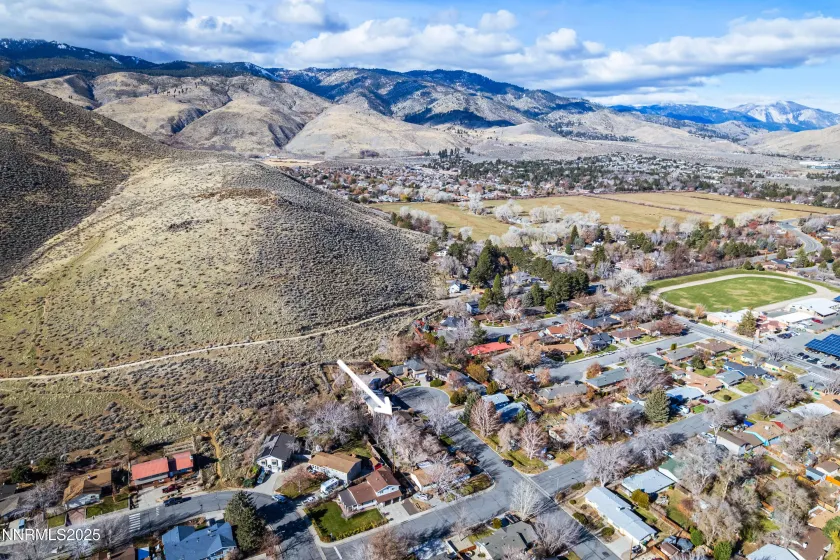 1307 4th, Carson City, Nevada 89703, 2 Bedrooms Bedrooms, ,2 BathroomsBathrooms,Residential,Residential,4th,250058997