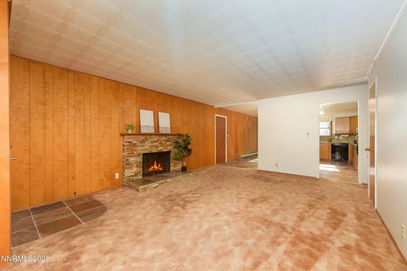 1307 4th, Carson City, Nevada 89703, 2 Bedrooms Bedrooms, ,2 BathroomsBathrooms,Residential,Residential,4th,250058997