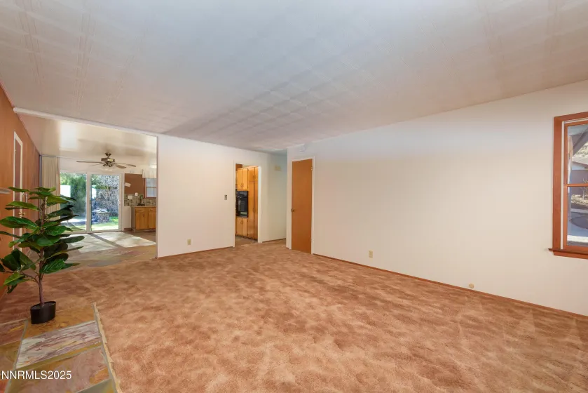 1307 4th, Carson City, Nevada 89703, 2 Bedrooms Bedrooms, ,2 BathroomsBathrooms,Residential,Residential,4th,250058997