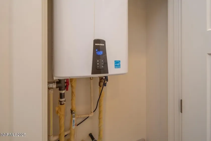 7790 Town Square, Reno, Nevada 89523, 2 Bedrooms Bedrooms, ,3 BathroomsBathrooms,Residential,Residential,Town Square,250059001