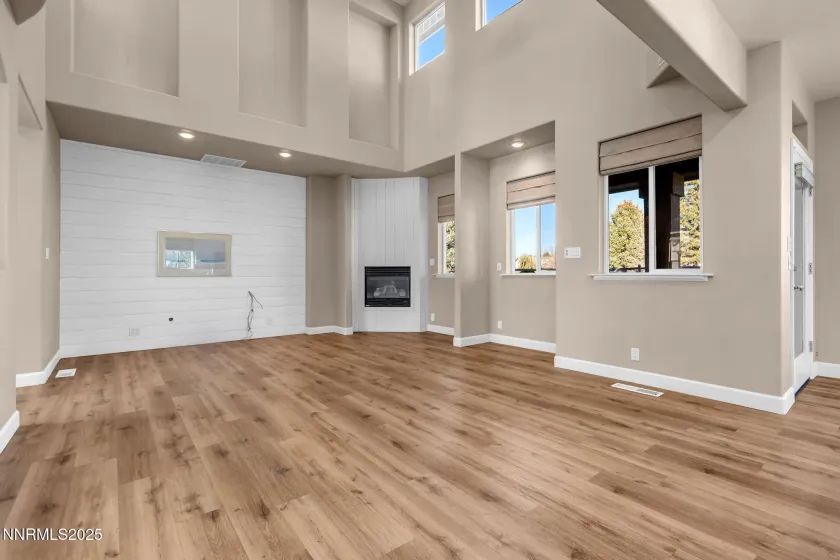 3149 Gladiola, Sparks, Nevada 89436, 4 Bedrooms Bedrooms, ,3 BathroomsBathrooms,Residential,Residential,Gladiola,250059006