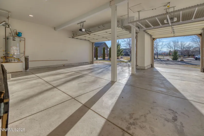 3149 Gladiola, Sparks, Nevada 89436, 4 Bedrooms Bedrooms, ,3 BathroomsBathrooms,Residential,Residential,Gladiola,250059006