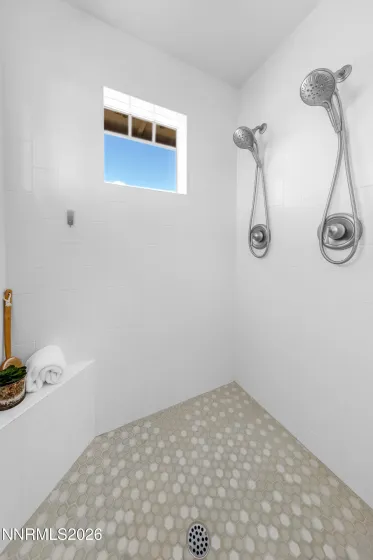 3149 Gladiola, Sparks, Nevada 89436, 4 Bedrooms Bedrooms, ,3 BathroomsBathrooms,Residential,Residential,Gladiola,250059006