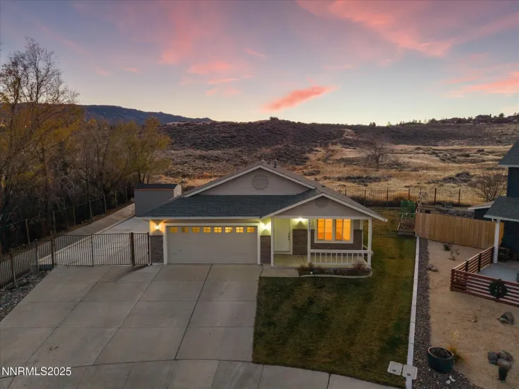 7260 Winterhill, Reno, Nevada 89523, 3 Bedrooms Bedrooms, ,2 BathroomsBathrooms,Residential,Residential,Winterhill,250059011