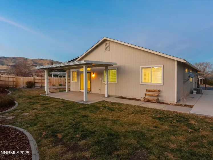 7260 Winterhill, Reno, Nevada 89523, 3 Bedrooms Bedrooms, ,2 BathroomsBathrooms,Residential,Residential,Winterhill,250059011