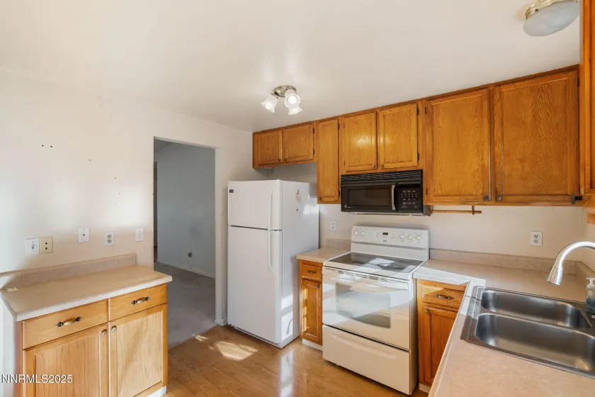 8696 Red Baron, Reno, Nevada 89506, 3 Bedrooms Bedrooms, ,2 BathroomsBathrooms,Residential,Residential,Red Baron,250059013