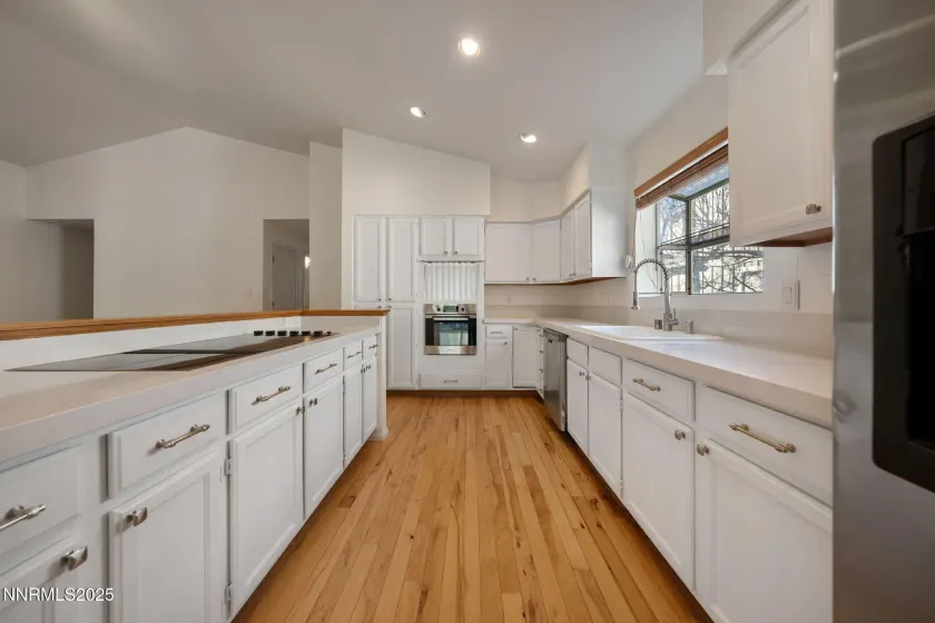 3680 Ranch Crest, Reno, Nevada 89509, 3 Bedrooms Bedrooms, ,2 BathroomsBathrooms,Residential,Residential,Ranch Crest,250059015