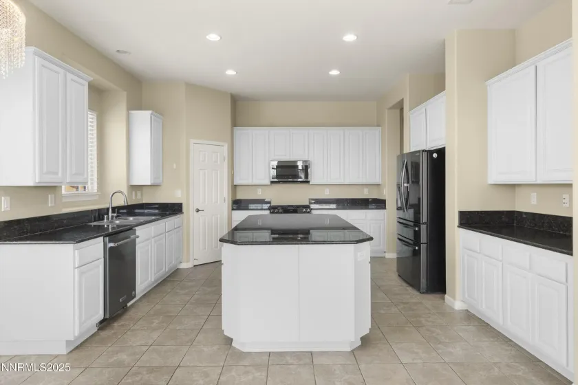 1838 Kinglet, Sparks, Nevada 89441, 3 Bedrooms Bedrooms, ,3 BathroomsBathrooms,Residential,Residential,Kinglet,250055000