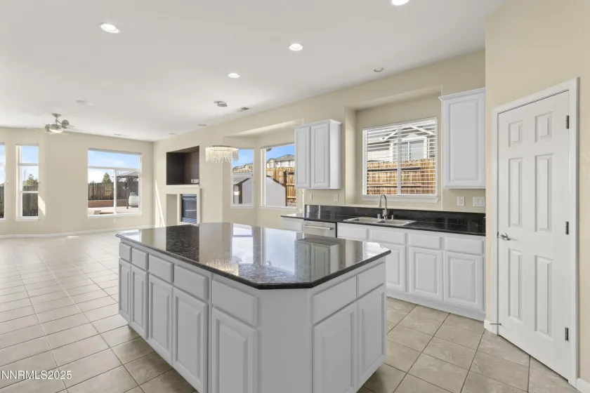 1838 Kinglet, Sparks, Nevada 89441, 3 Bedrooms Bedrooms, ,3 BathroomsBathrooms,Residential,Residential,Kinglet,250055000