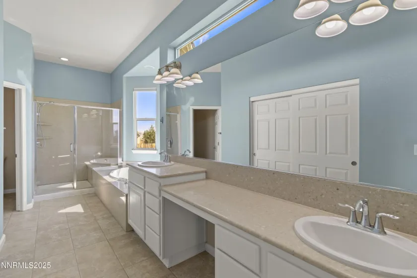 1838 Kinglet, Sparks, Nevada 89441, 3 Bedrooms Bedrooms, ,3 BathroomsBathrooms,Residential,Residential,Kinglet,250055000