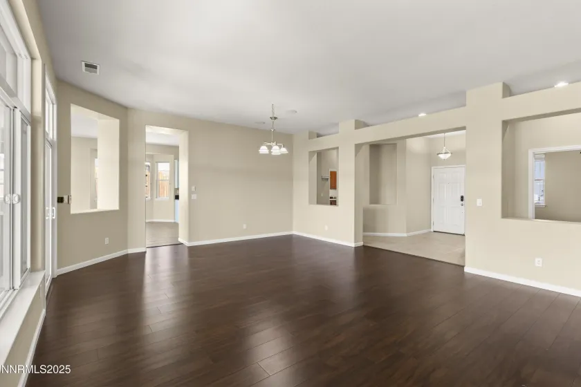 1838 Kinglet, Sparks, Nevada 89441, 3 Bedrooms Bedrooms, ,3 BathroomsBathrooms,Residential,Residential,Kinglet,250055000