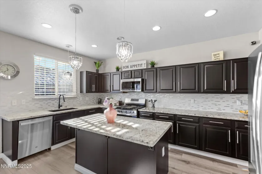 8922 Sorcha, Reno, Nevada 89506, 4 Bedrooms Bedrooms, ,3 BathroomsBathrooms,Residential,Residential,Sorcha,250059017