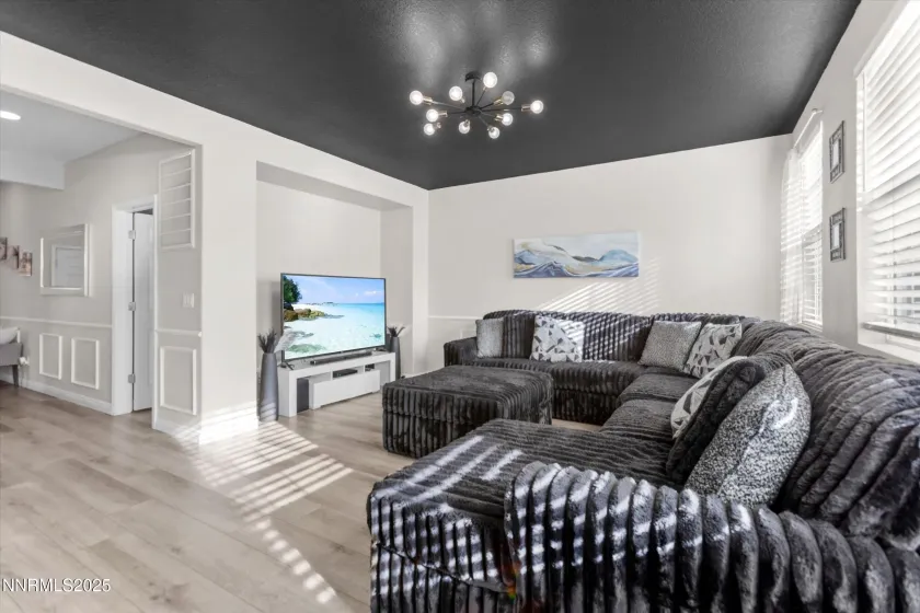 8922 Sorcha, Reno, Nevada 89506, 4 Bedrooms Bedrooms, ,3 BathroomsBathrooms,Residential,Residential,Sorcha,250059017