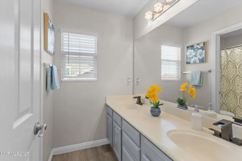 8922 Sorcha, Reno, Nevada 89506, 4 Bedrooms Bedrooms, ,3 BathroomsBathrooms,Residential,Residential,Sorcha,250059017