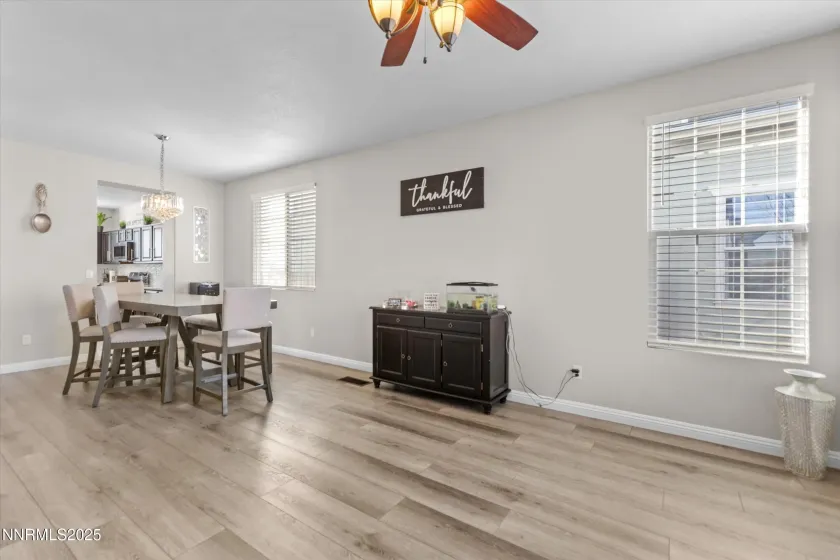 8922 Sorcha, Reno, Nevada 89506, 4 Bedrooms Bedrooms, ,3 BathroomsBathrooms,Residential,Residential,Sorcha,250059017