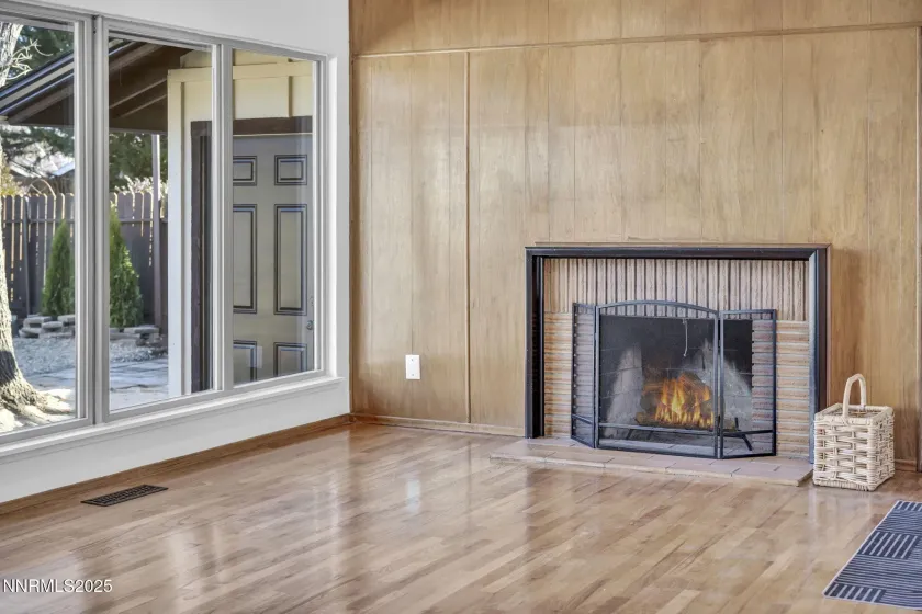 703 Crain, Carson City, Nevada 89703, 3 Bedrooms Bedrooms, ,1 BathroomBathrooms,Residential,Residential,Crain,250059018